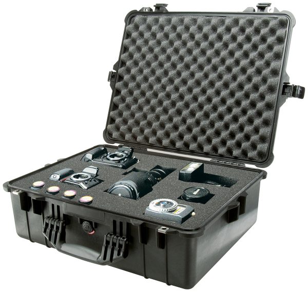 pelican-strong-waterproof-equipment-case PELI CASE 1600 – Image 2